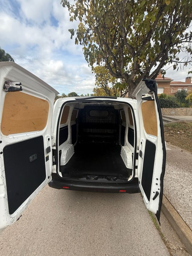 Nissan NV200 2017 etiqueta C