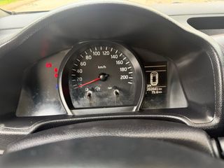 Nissan NV200 2017 etiqueta C