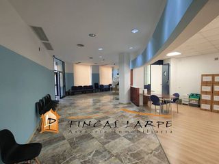 Local comercial en venta en Martorell