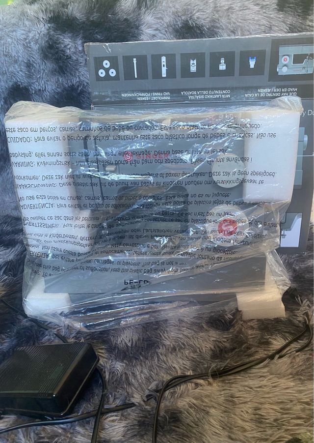 Macchina da cucire Singer Heavy Duty 4432