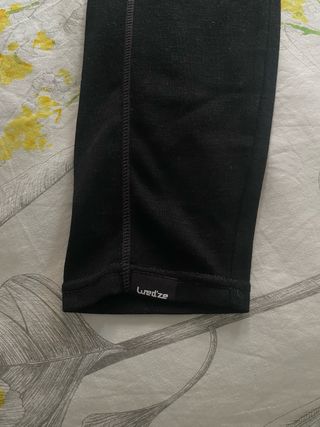 Leggings térmicos Wedze negros – cómodos y ajustad