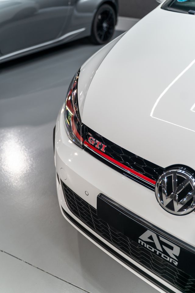 VOLKSWAGEN Golf GTI Performance 2.0 TSI 245CV DSG