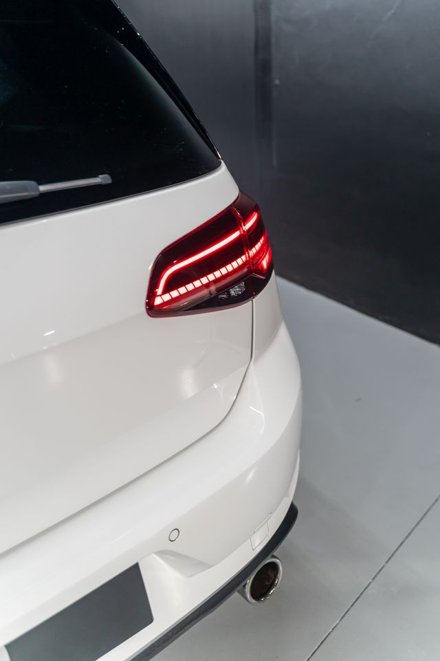 VOLKSWAGEN Golf GTI Performance 2.0 TSI 245CV DSG