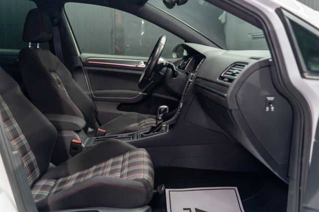 VOLKSWAGEN Golf GTI Performance 2.0 TSI 245CV DSG
