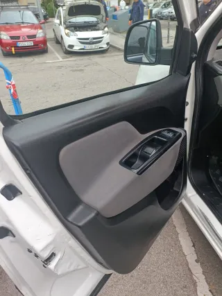 Lavado de coches y restauración de faros