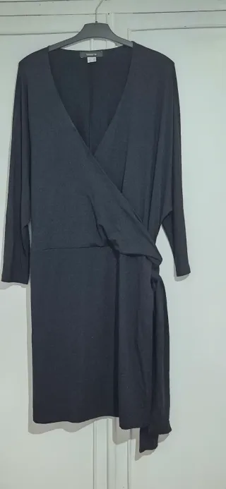 3x2. Vestido fiesta corto cruzado talla 50/52