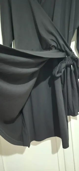 3x2. Vestido fiesta corto cruzado talla 50/52