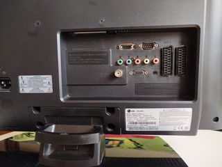 Televisión LG 22" Negra