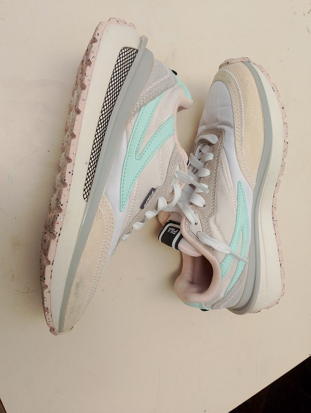 Tênis Fila Feminino Tamanho 37