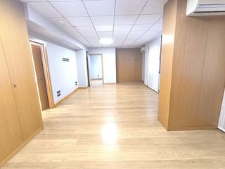 Oficina en alquiler en Centro en Logroño