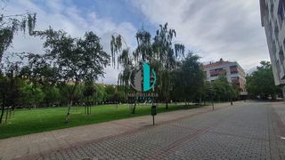 Garaje en alquiler en San Adrián - La Cava en Logroño