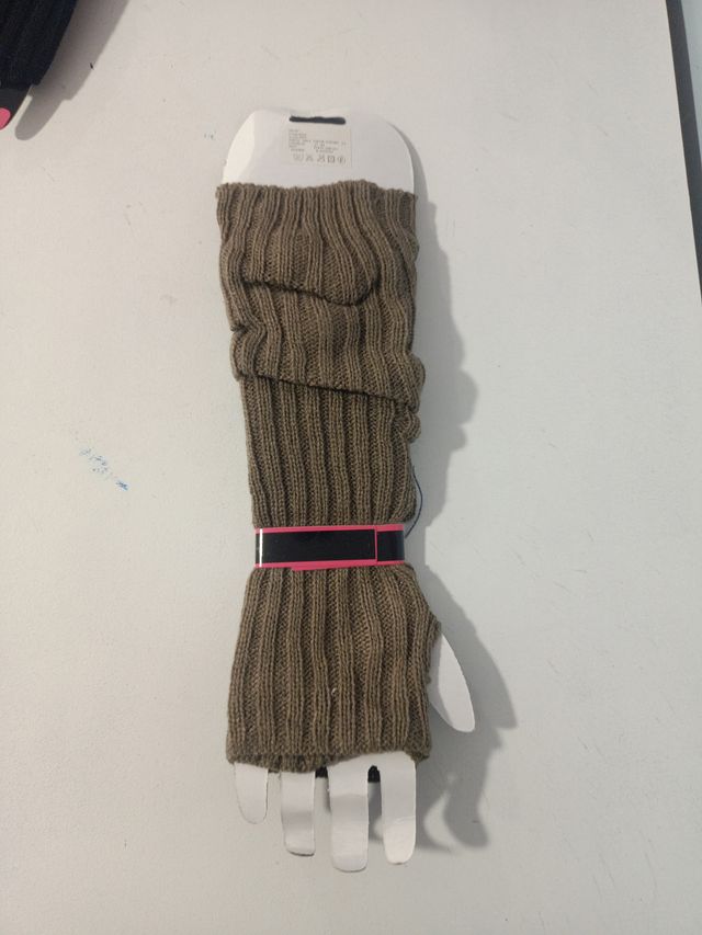 Guantes sin dedos
!! 3 x 5 euros!!