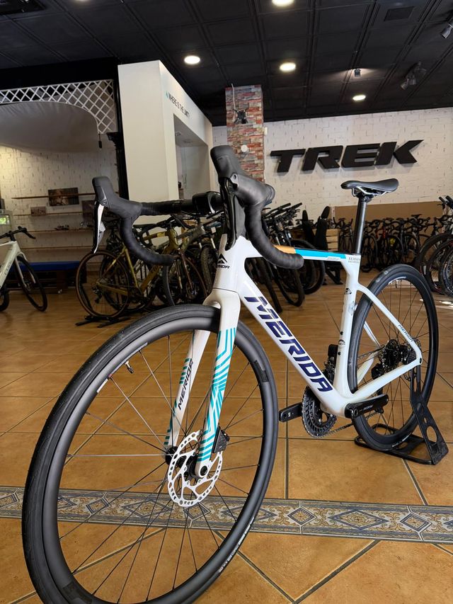 MERIDA SCULTURA 6000 2025 Talla S