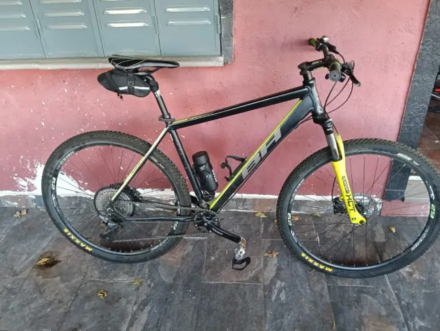 Bicicleta BH Spike 3.0