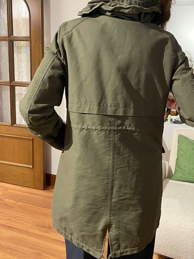Parka Verde Militar Bershka Mujer