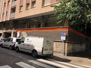 Local comercial en alquiler en Eixample Nord – La Devesa en Girona