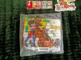 Camiseta Supreme All dogs go to Heaven.Talla M.