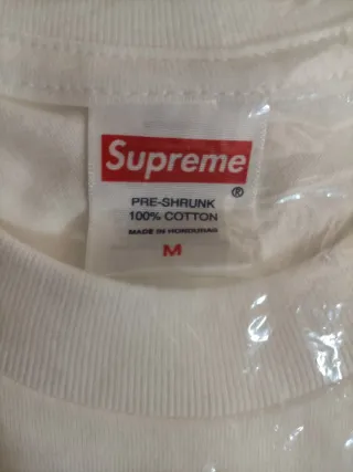 Camiseta Supreme All dogs go to Heaven.Talla M.