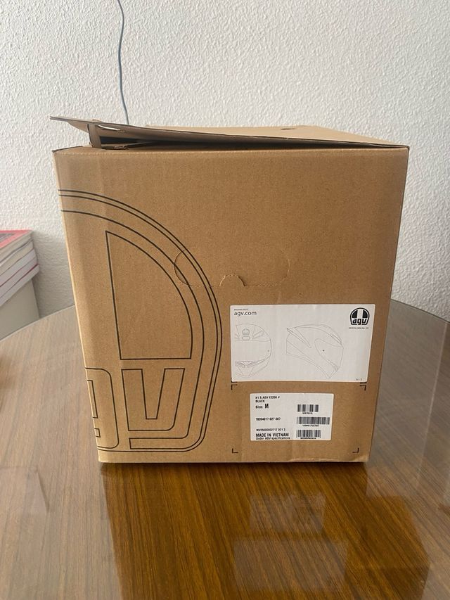 Casco AGV K1 Negro Brillo talla M (NUEVO)