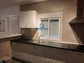 Piso en alquiler en Cortadura - Zona Franca  en Cádiz