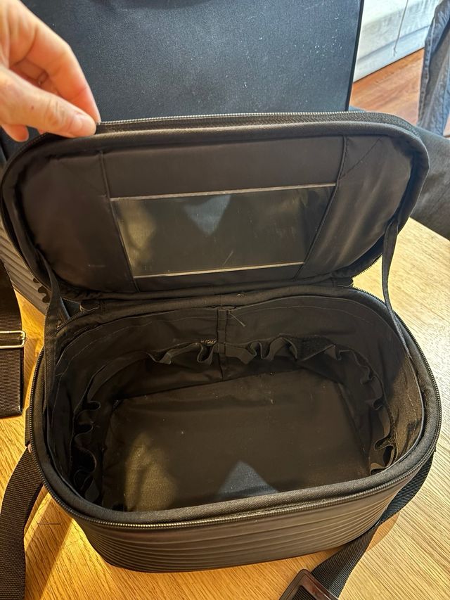 Maleta y neceser Mandarina Duck