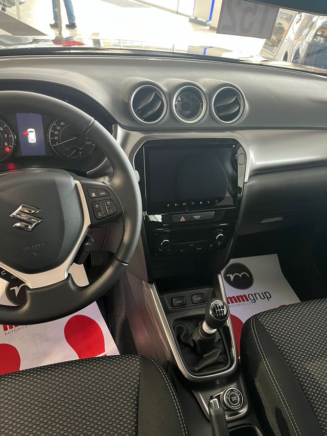 Suzuki Vitara 1.4 S2 4WD MY25 – SUV híbrido manual