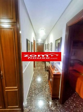 Piso en venta en Ctra. Circunvalación - La Magdalena en Jaén