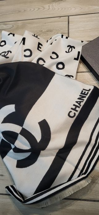 Sciarpa Chanel donna