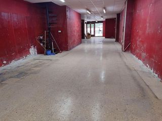 Local comercial en alquiler en Almansa