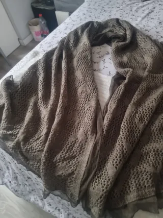 Fular tejido marrón/verde oliva