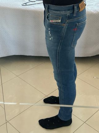 Jeans skinny Diesel blu
modello d-istort skinny
