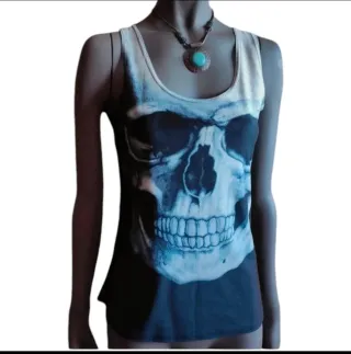 Camiseta top heavy goth gothic calavera halloween.