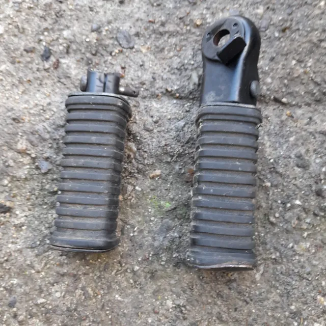 Reposapiés Yamaha SR 250