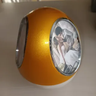 Cornice portafoto girevole con musica