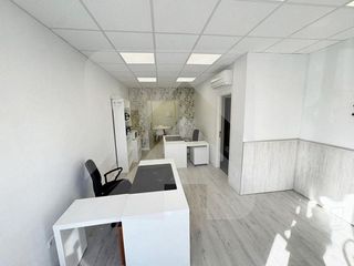 Local comercial en venta en Brezo en Valdemoro