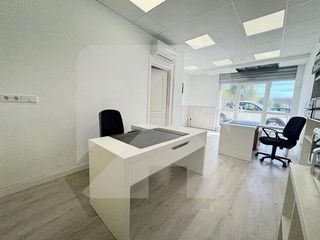 Local comercial en venta en Brezo en Valdemoro