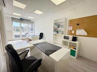 Local comercial en venta en Brezo en Valdemoro