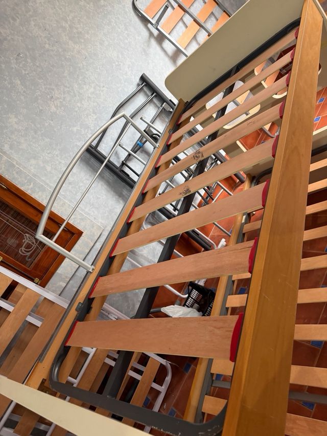 Cama Litera de madera buena