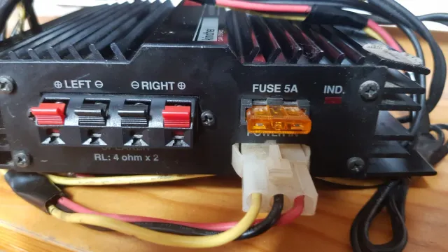 Amplificador KAP-50 Coche Negro