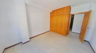 Piso en alquiler en Parque Victoria Eugenia en Málaga