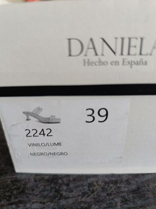 Sandalias Daniela Vega Negras Transparentes