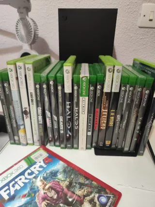 Xbox Series X + 2 controller + cuffie + giochi