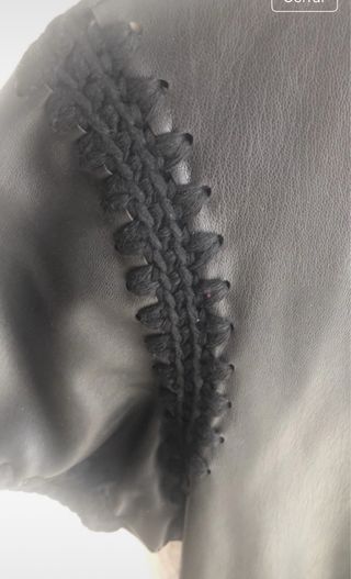 Vestido Zara polipiel negro talla S Da talla.