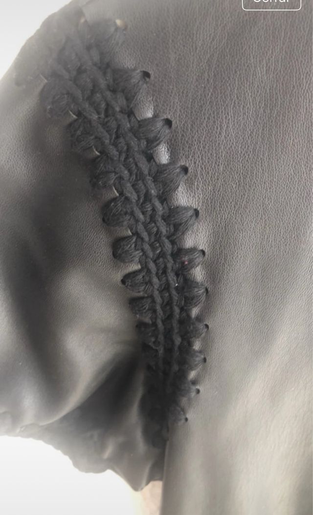 Vestido Zara polipiel negro talla S Da talla.