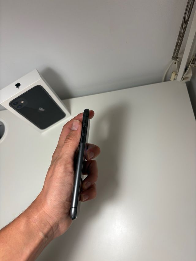 iPhone 11 Preto 128 GB