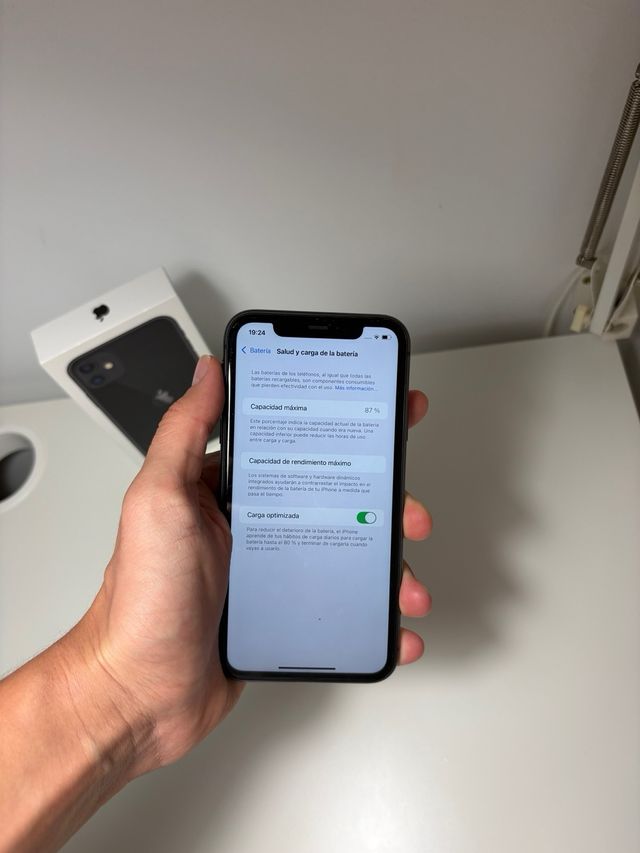 iPhone 11 Preto 128 GB