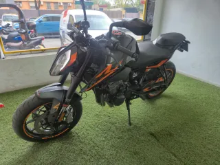 KTM 890 Duke 2021
