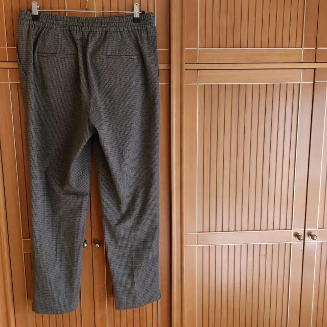 Pantalón Zara de cuadros Talla 40