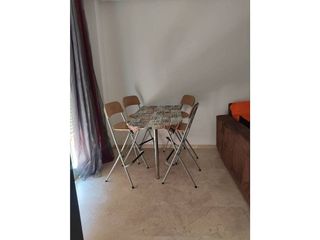 Piso en alquiler en Carolinas Bajas en Alicante