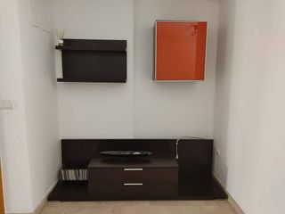 Piso en alquiler en Carolinas Bajas en Alicante